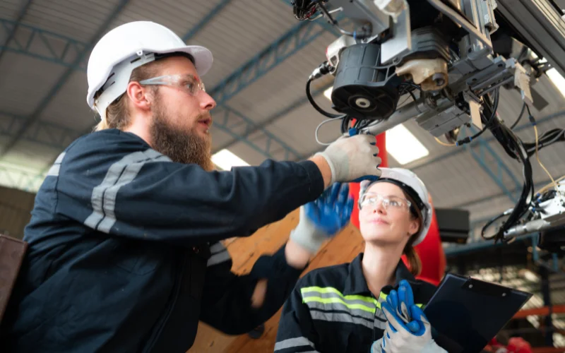 Từ nhà máy đến tương lai Cách tay robot định hình lại ngành sản xuất