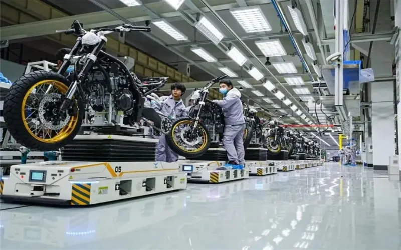 Dây chuyền lắp ráp xe máy là gì?