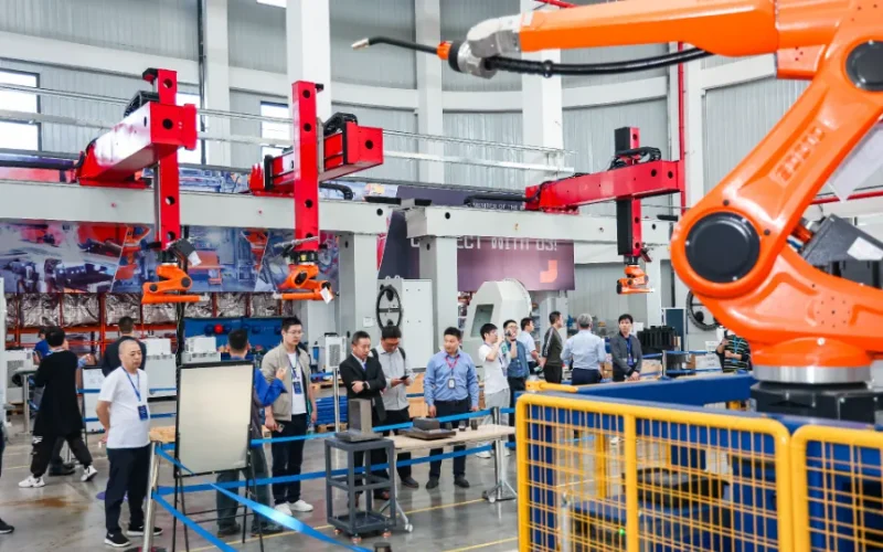 Ứng dụng của robot ESTUN trong ngành công nghiệp ô tô