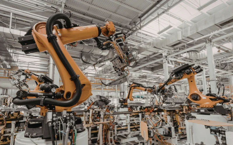 Robot trong ngành cơ khí là gì?