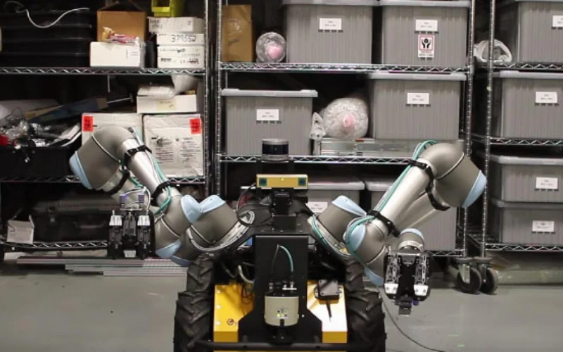 Xu hướng phát triển của robot UR5 và cobot