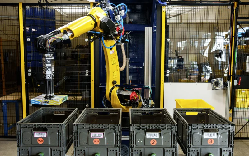 Ứng dụng của robot trong dây chuyền bao bì phân loại kiểm tra sản phẩm